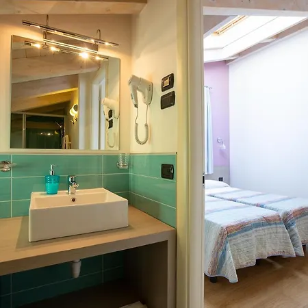 Cafelicita - View - Infinity Pool - Jacuzzi