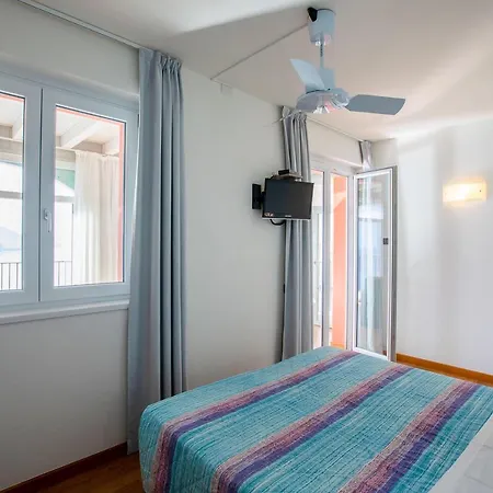 Cafelicita - View - Infinity Pool - Jacuzzi アパートホテル 4*