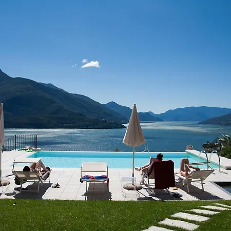 Cafelicita - View - Infinity Pool - Jacuzzi アパートホテル