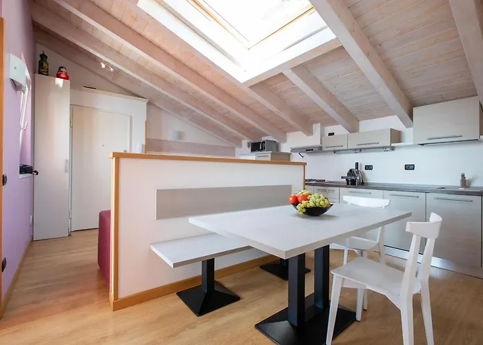 Cafelicita - View - Infinity Pool - Jacuzzi