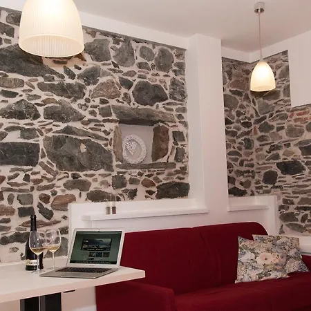 Cafelicita - View - Infinity Pool - Jacuzzi Aparthotel Gravedona