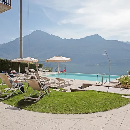 Cafelicita - View - Infinity Pool - Jacuzzi Aparthotel Gravedona