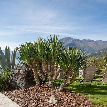 Cafelicita - View - Infinity Pool - Jacuzzi