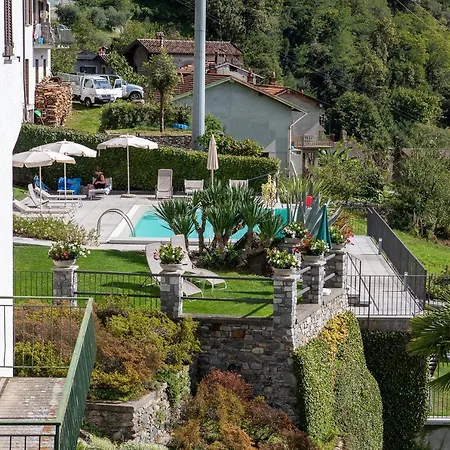 Cafelicita - View - Infinity Pool - Jacuzzi Aparthotel Gravedona