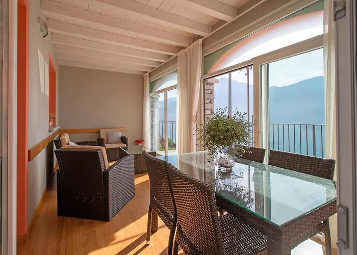 Cafelicita - View - Infinity Pool - Jacuzzi Lägenhetshotell