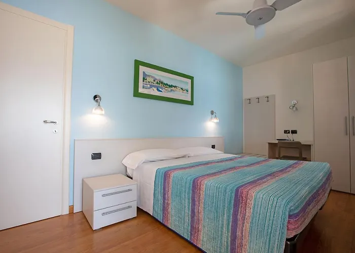 Cafelicita - View - Infinity Pool - Jacuzzi Lägenhetshotell Gravedona