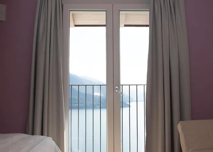 Lägenhetshotell Cafelicita - View - Infinity Pool - Jacuzzi Gravedona